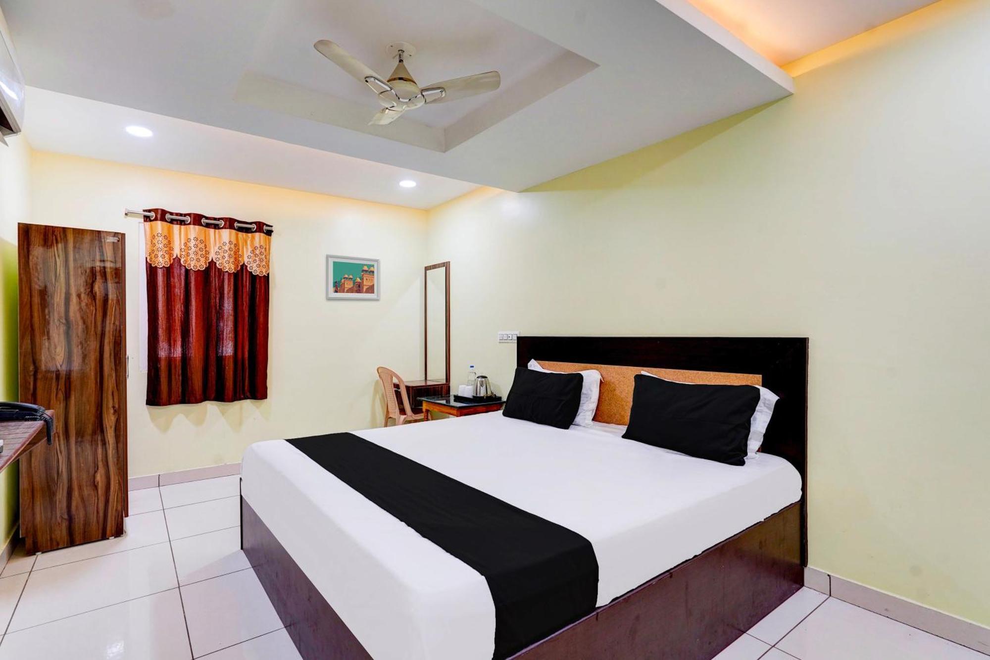Super Hotel O Perungalathur Near Bus Stand Chennai Exterior foto